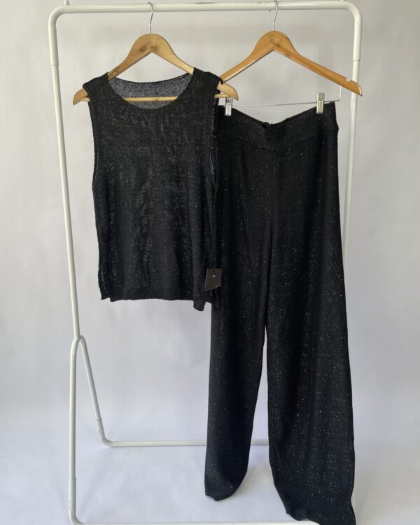 Conjunto preto com paetê calça e blusa I DRESS - 40 - VENDIDO SISTEMA OTO