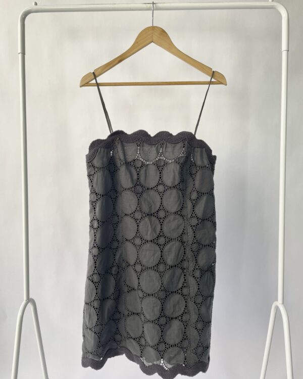 Vestido preto com bordados e laise ANIMALE - 42 - VENDIDO SISTEMA OTO