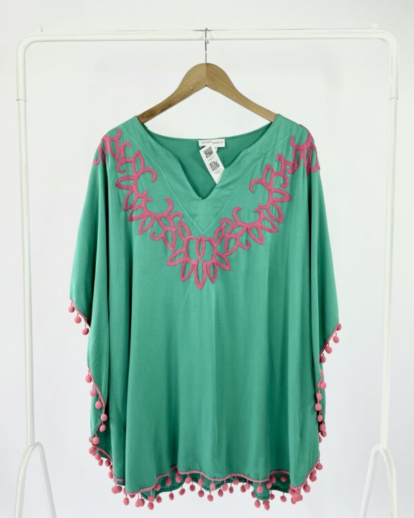 Bata verde detalhes rosa BATO BATO - M - VENDIDO SISTEMA OTO