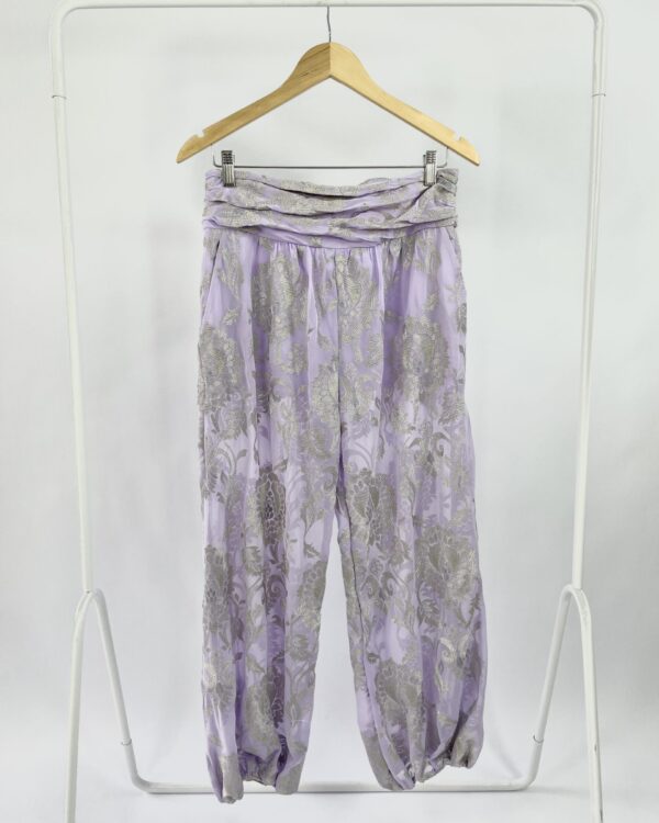 Calça lilás com bordaods CRIS BARROS - 38 - VENDIDO SIST OTO