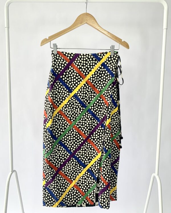 Saia transpassada com estmapa FARM - P