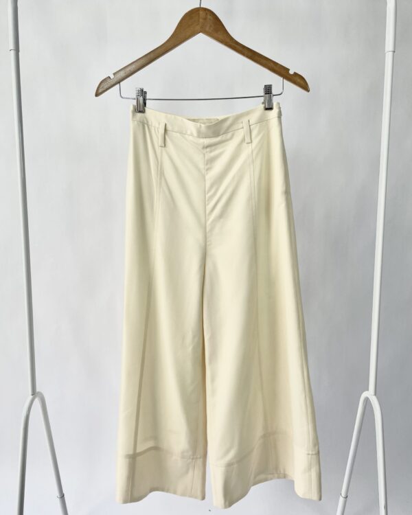 Calça off white pantacurt CRIS BARROS - 36 - VENDIDO SISTEMA OTO