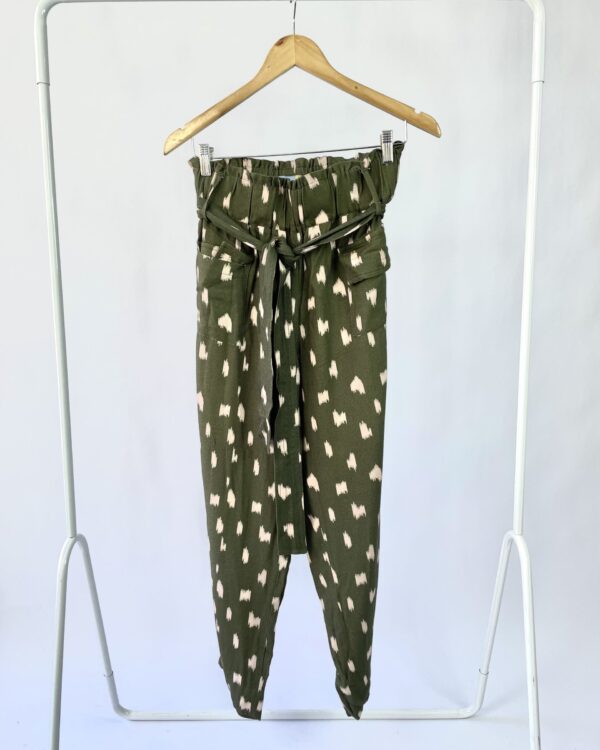 Calça verde musgo estampada CRUISE - 40 - VENDIDO SISTEMA OTO