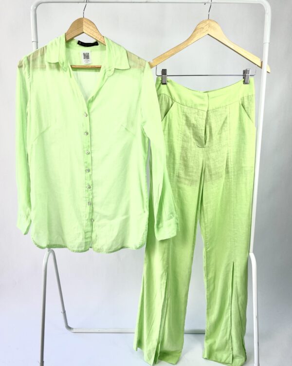 Conjunto verde limao calça e camisa VIX - M - VENDIDO SISTEMA OTO