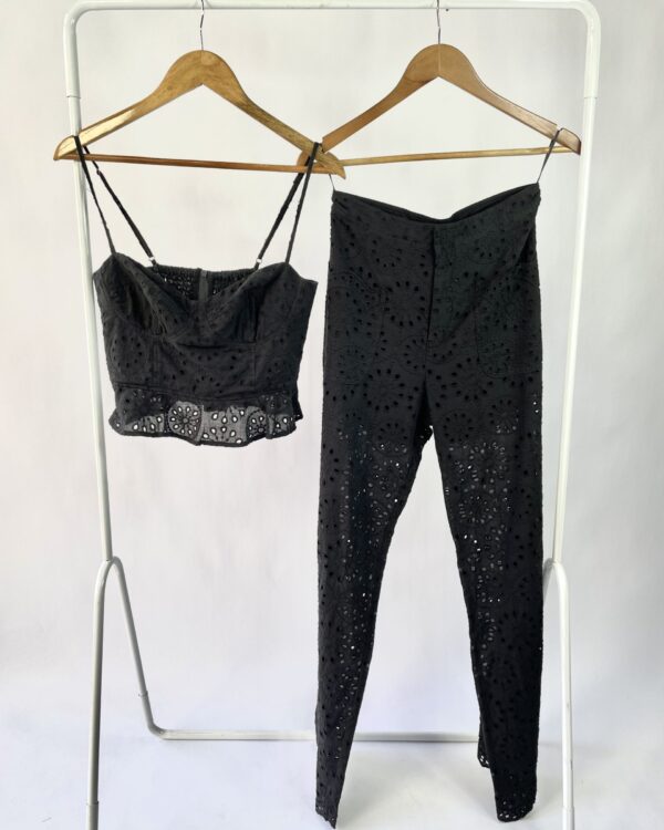 Conjunto preto lasie calça e croped ANDREA SILVA - P *NUNCA IUSADO* - VENDIDO SISTEMA OTTO