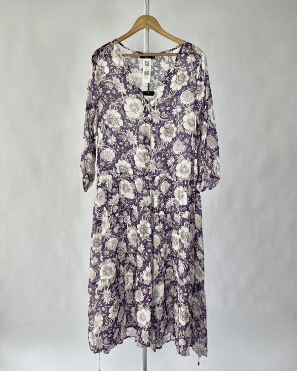 Vestido midi amplo roxo estamapa floral K&T - 44 *nunca usado* - VENDIDO SISTEMA OTO