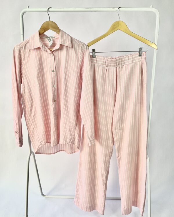 Conjunto rosa listrado PEEPOU - P - VENDIDO SISTEMA OTO