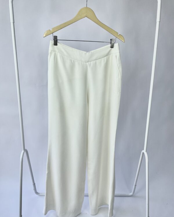 Calça pantalona off white AGILITÁ - 42 - VENDIDO SISTEMA OTO