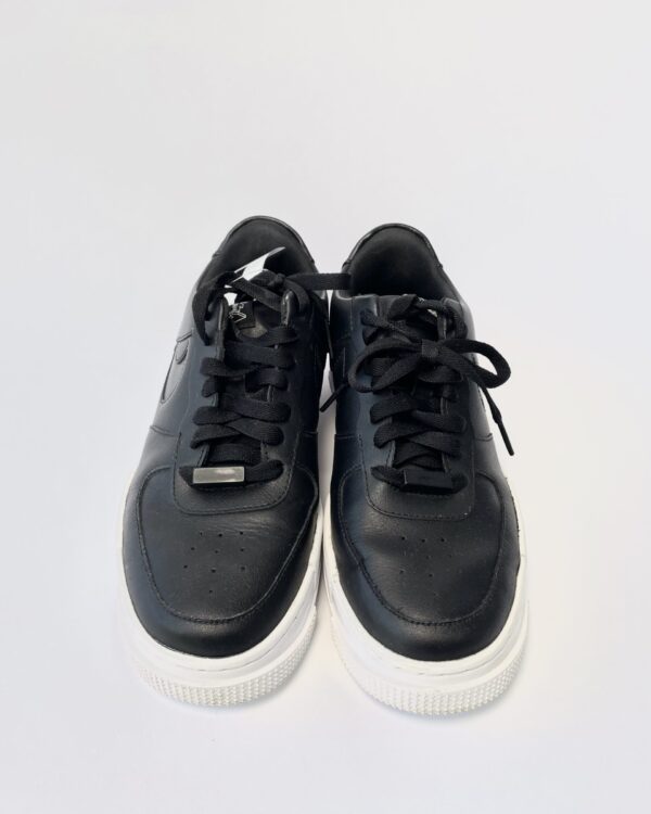 Tênis preto NIKE - 38