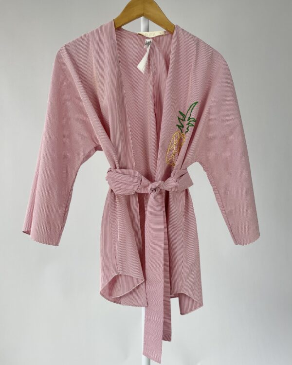 Kimono listras vermelhas com bordado abacaxi PURA - P - VENDIDO SISTEMA OTO