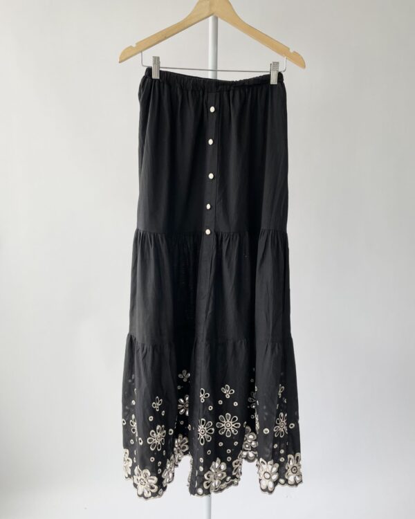 Saia longa preta laise na barra GRA MARTINS - P - VENDIDO SISTEMA OTO