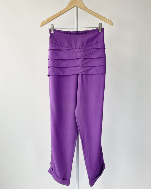 Calça roxa detalhes cos J CHERMAN - 38 - VENDIDO SISTEMA OTO