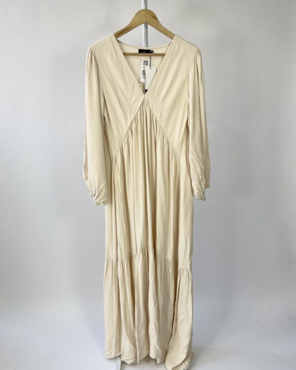 Vestido longo bege manga longa MIA BRAND - G *nunca usado* - VENDIDO SISTEMA OTO