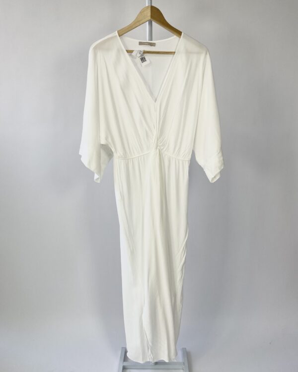 Vestido branco com decote RUELA - M - VENDIDO SISTEMA OTO