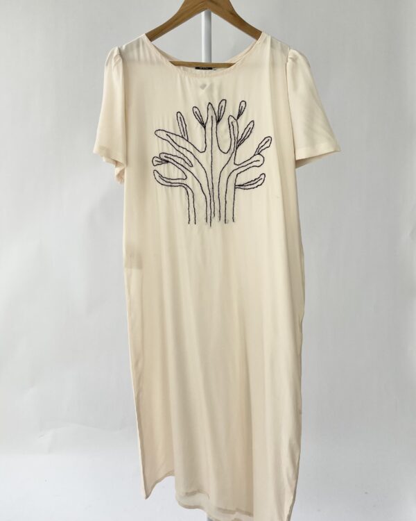 Vestido nude com bordados EVE - G-VENDIDO SISTEMA OTTO