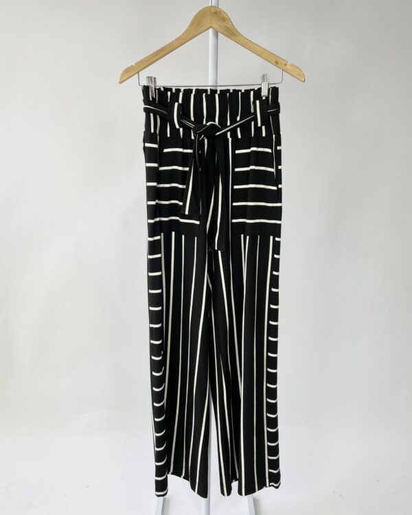 Calça pantalona  listras p&b J. CHERMAN - M - VENDIDO SISTEMA OTO