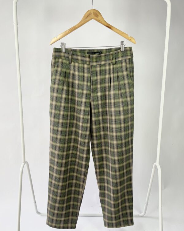 Calça estampa xadrez verde SACADA - 42 - VENDIDO SISTEMA OTO