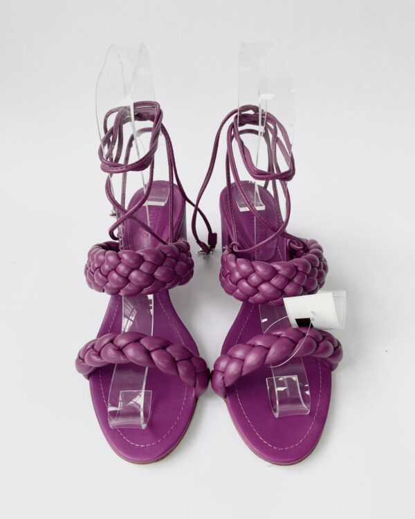 Sandália roxa tiras trançadas SCHUTZ - 36 - VENDIDO SISTEMA OTO