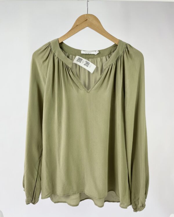 Blusa verde militar seda ATEEN - 38 - VENDIDO SIST OTO