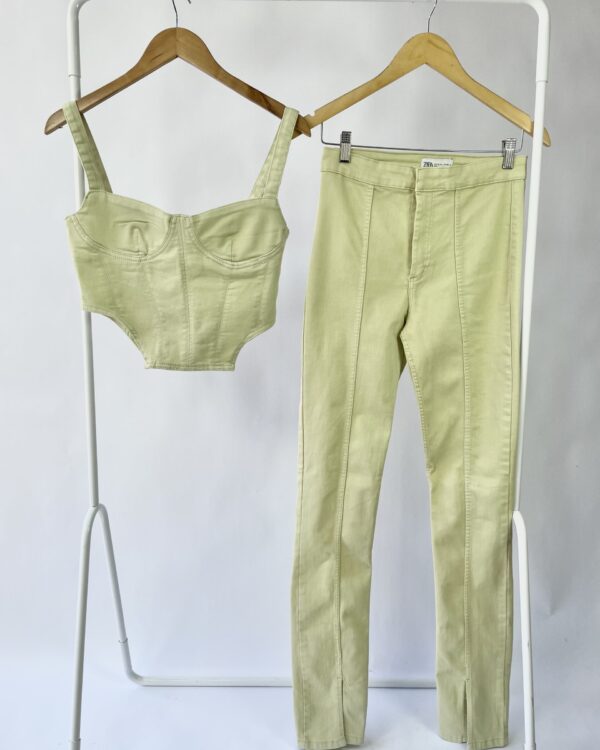Conjunto cropped e calça sarja verde ZARA - 36