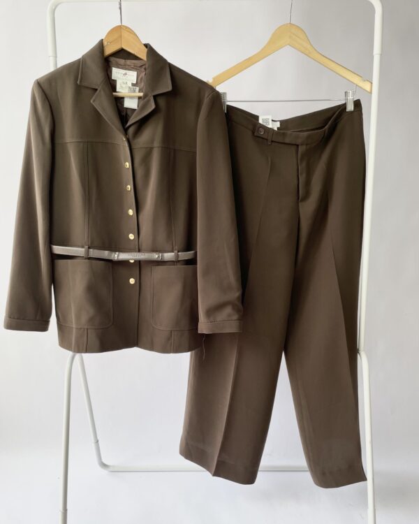 Conjunto calça  e blazer marrom VERTIGO- 44