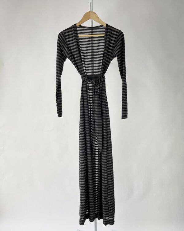 Saída de praia preta listrada - P - VENDIDO SISTEMA OTO