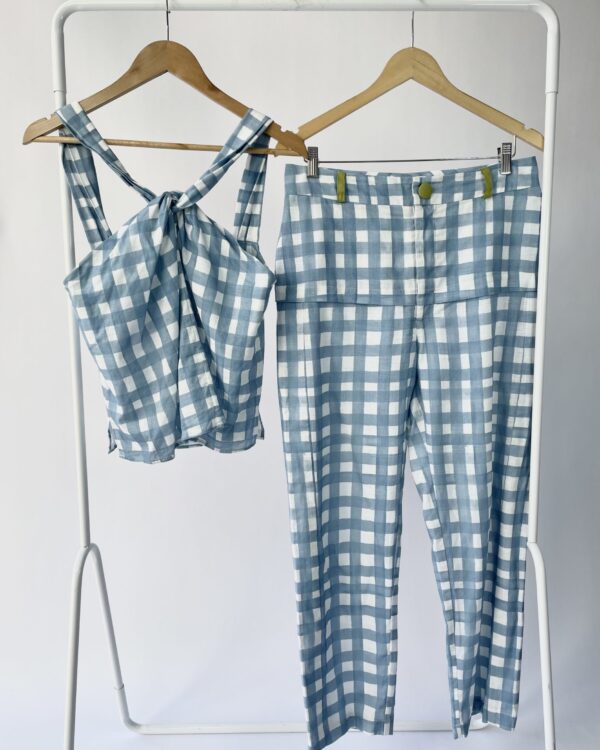 Conjunto calça e blusa algodão xadrez azul branca NANNA - G - VENDIDO SISTEMA OTO