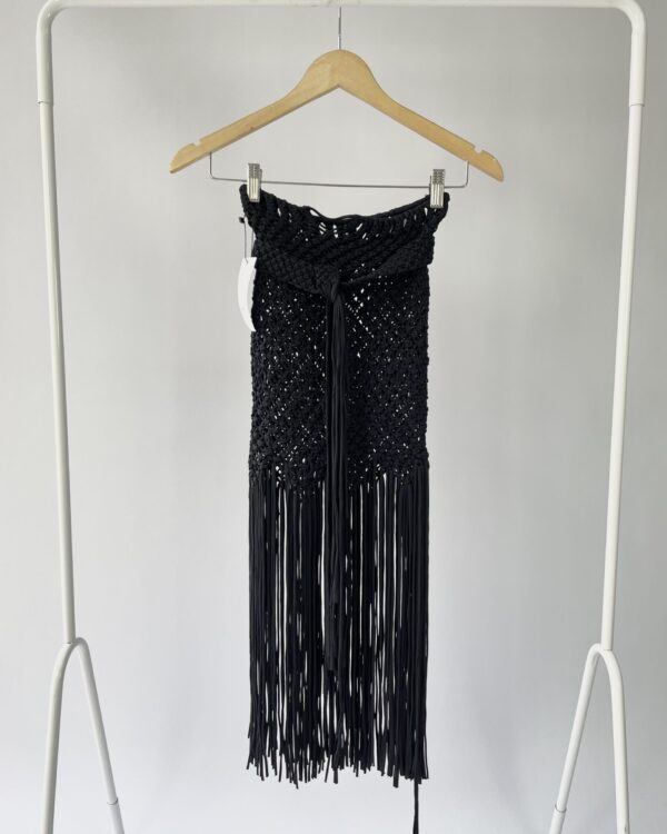 Saia macramê preto com franjas B. LABEL - P *nunca usado* *coleção atual* - VENDIDO SIST OTO
