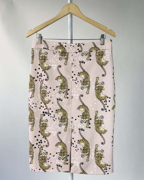 Saia lápis rosa com estampa onça EVA - 42 - VENDIDO SISTEMA OTO