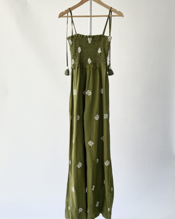 Macacão linho verde bordado lastex no busto MANU MANU - 38 - VENDIDO SIST OTO