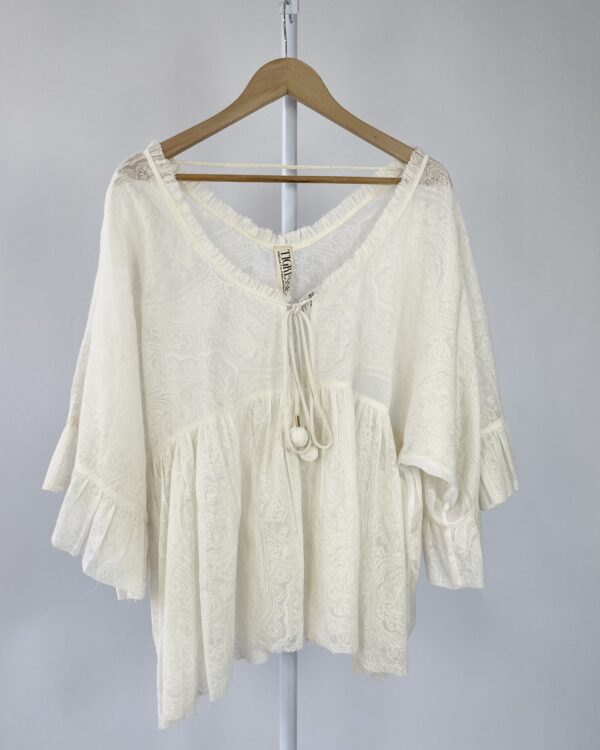 Bata off white bordada TIGRESSE - P - VENDIDO SISTEMA OTO