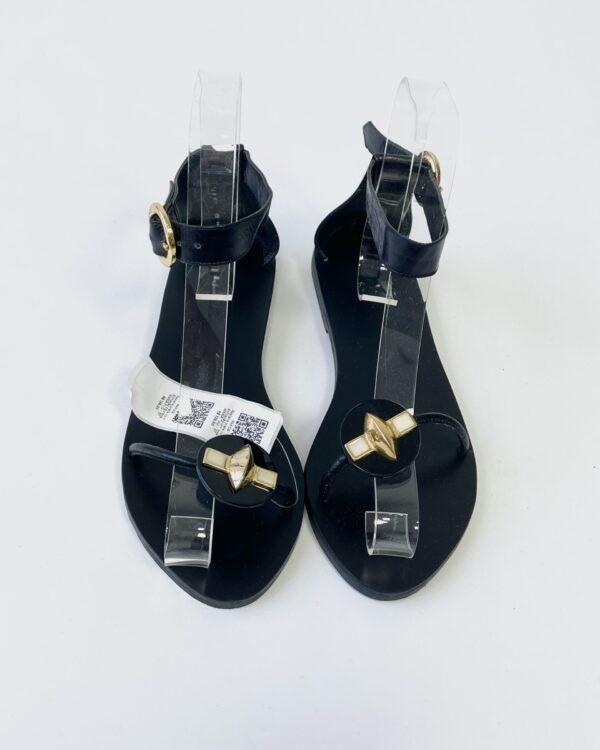 Rasteira preta com aplicação dourada MARIA FILÓ - 37 - VENDIDO SISTEMA OTO