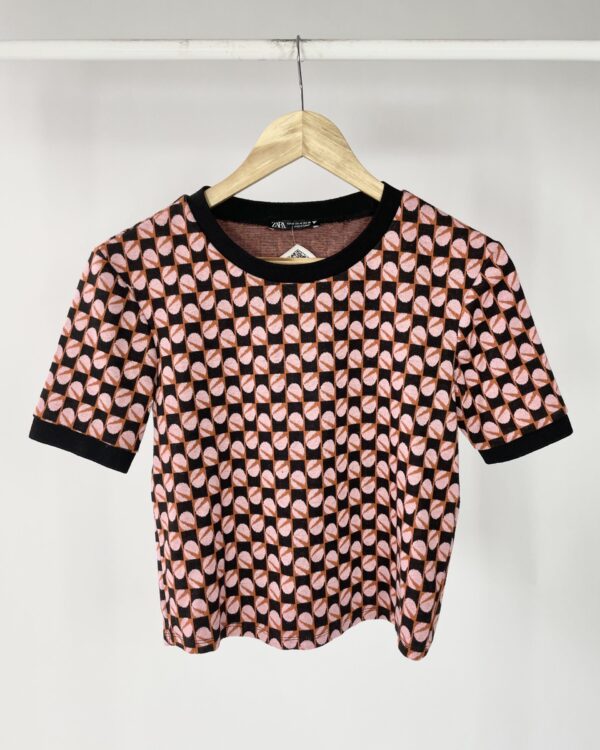 Blusa tricot estampada rosa e preto ZARA - M - VENDIDO SISTEMA OTO