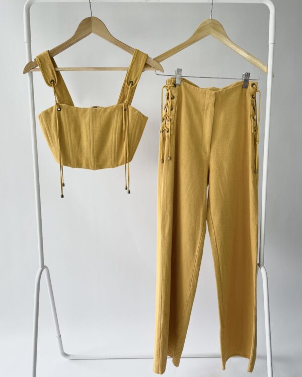Conjunto algodão cropped e calça mostarda NV - 34 - VENDIDO SISTEMA OTO