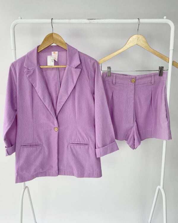 Conjunto blazer e bermuda lilás CARMELLITA - P - VENDIDO SISTEMA OTO