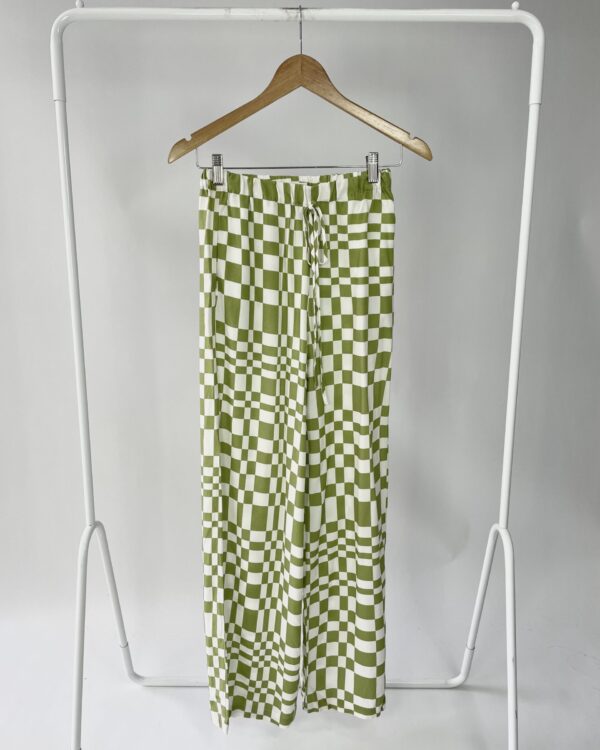 Calça quadriculada branca e verde LOJA TRêS  - PP - VENDIDO SISTEMA OTO