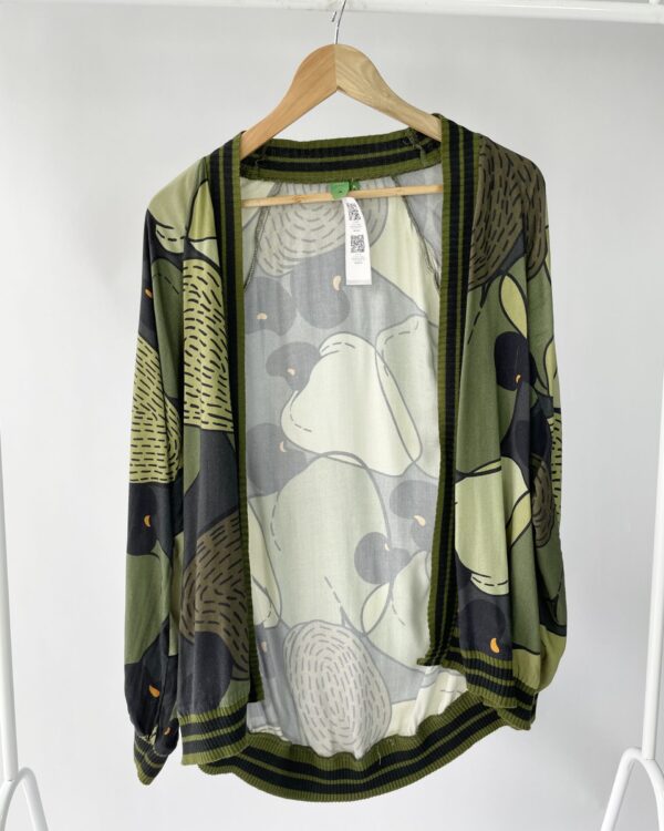 Kimono verde estampado detalhe tricot FARM - P - VENDIDO SISTEMA OTO