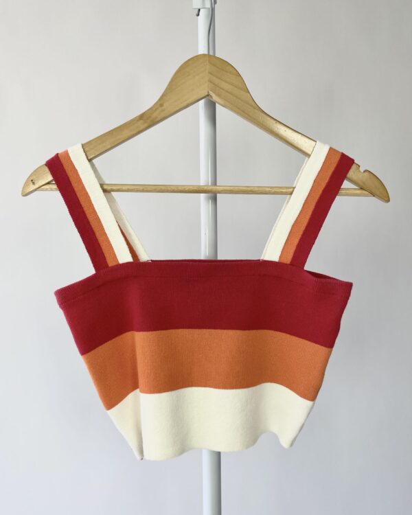 Cropped tricot listras vermelha laranja e off white DRESS TO - G