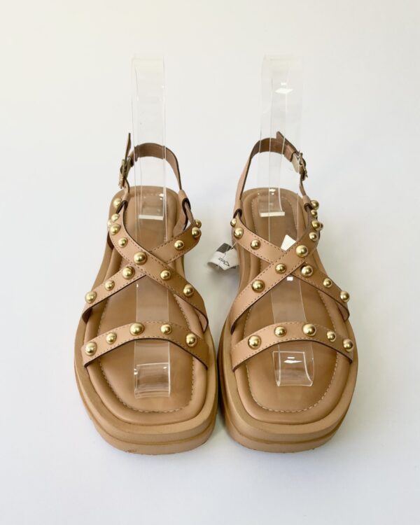 Papete caramelo com tachas BELICI - 36 - VENDIDO SISTEMA OTO