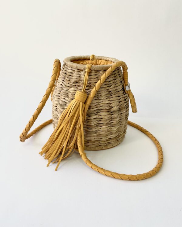 Bolsa palha e couro amarela SCHUTZ - VENDIDO SISTEMA OTO