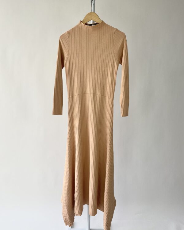 Vestido malha canelada mangas e gola alta bege EVA - M - VENDIDO SISTEMA OTO