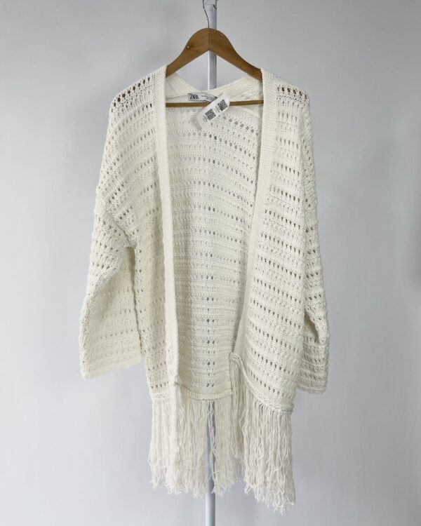 Cardigan branco com franjas ZARA - P - VENDIDO SISTEMA OTO
