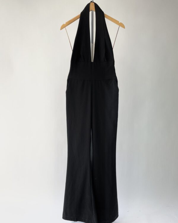 Macacão preto longo com decote nas costas AGILITÁ - P - VENDIDO SISTEMA OTO