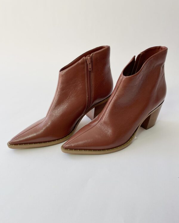 Bota terracota com detalhes AREZZO - 36 - VENDIDO SISTEMA OTO