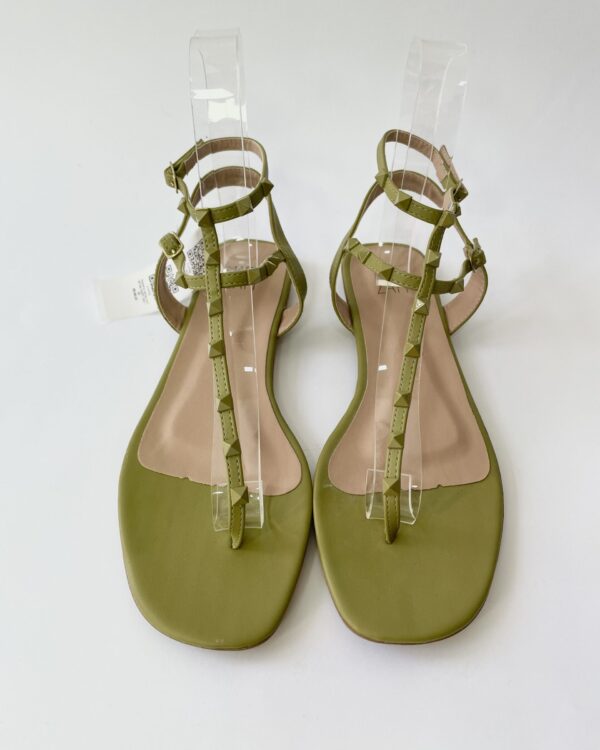 Rasteira verde com tachas MARY ZAH - 39 - VENDIDO SISTEMA OTO