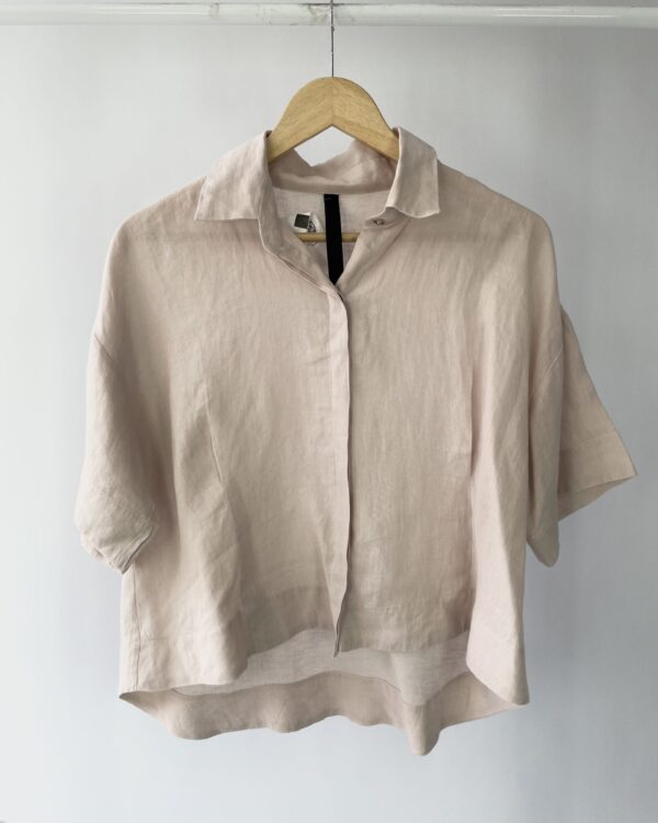 Camisa linho bege DONA COISA - 38 - VENDIDO SISTEMA OTO