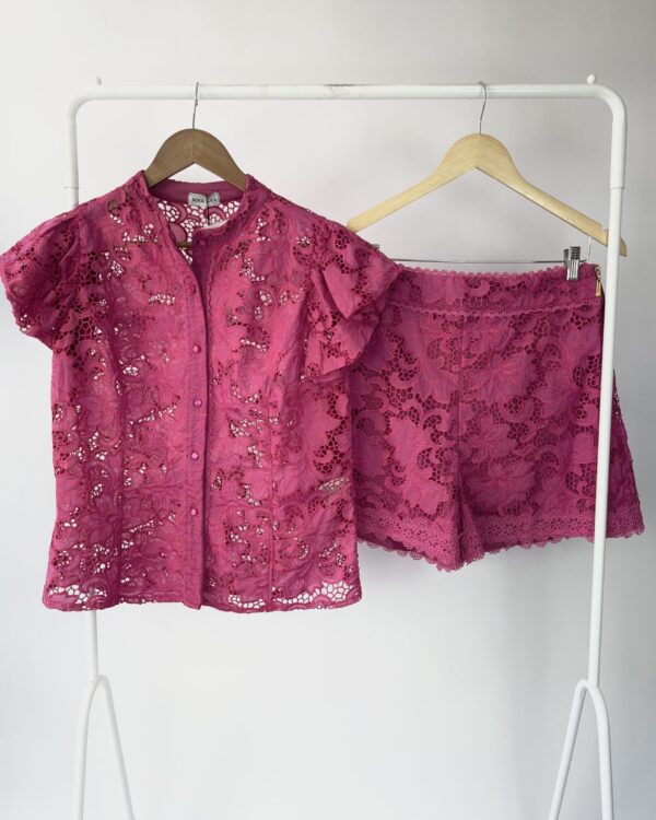 Conjunto rosa rendada short e blusa ROCK LOLA - M *nunca usado- - VENDIDO SISTEMA OTO
