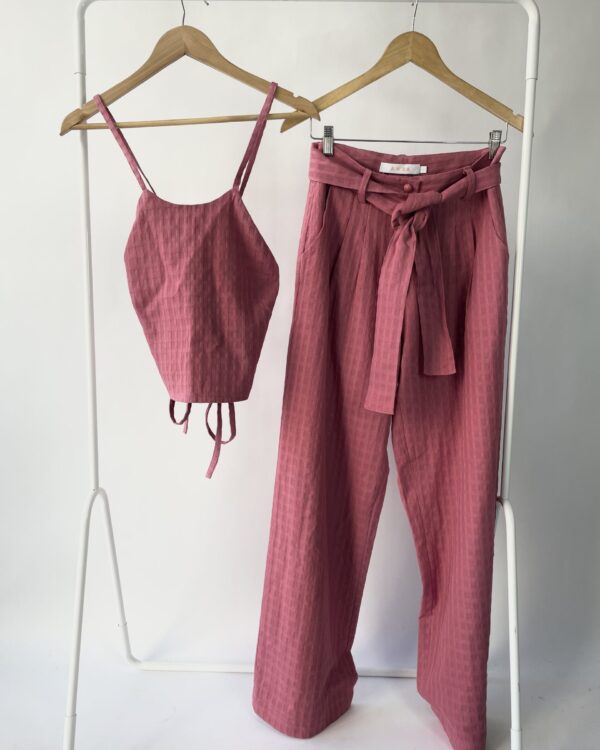 Conjunto calça e top lilás AHKA - G - VENDIDO SISTEMA OTO