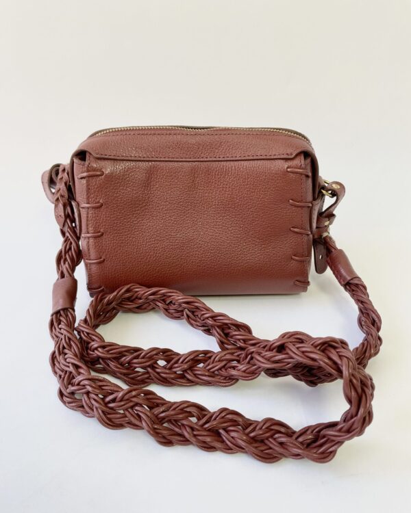 Bolsa pequena alça torcida vermelha TATIANA LOUREIRO ( COLEÇAO TUAL) - VENDIDO SISTEMA OTO