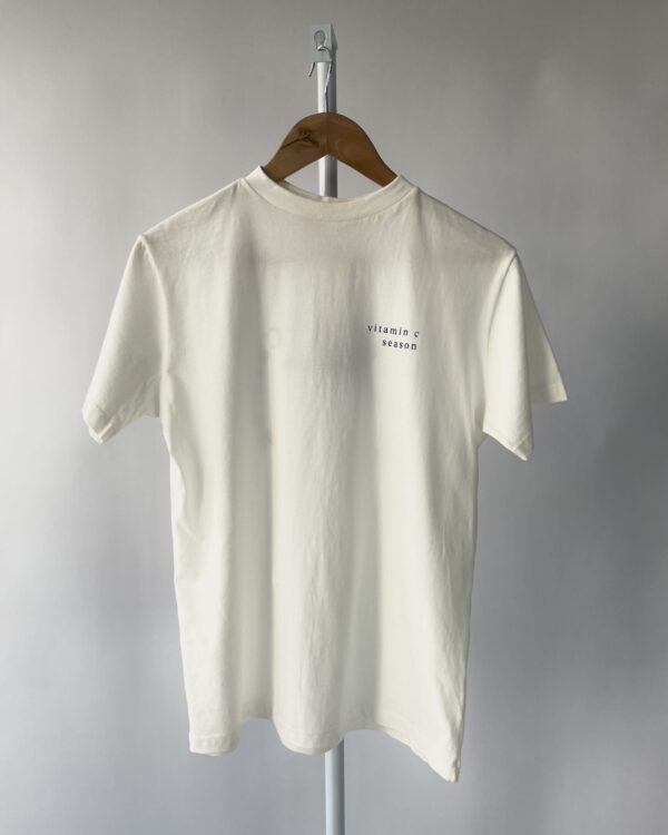 T shirt off white com estampa azul PURA - PP *nunca usado* - VENDIDO SISTEMA OTO
